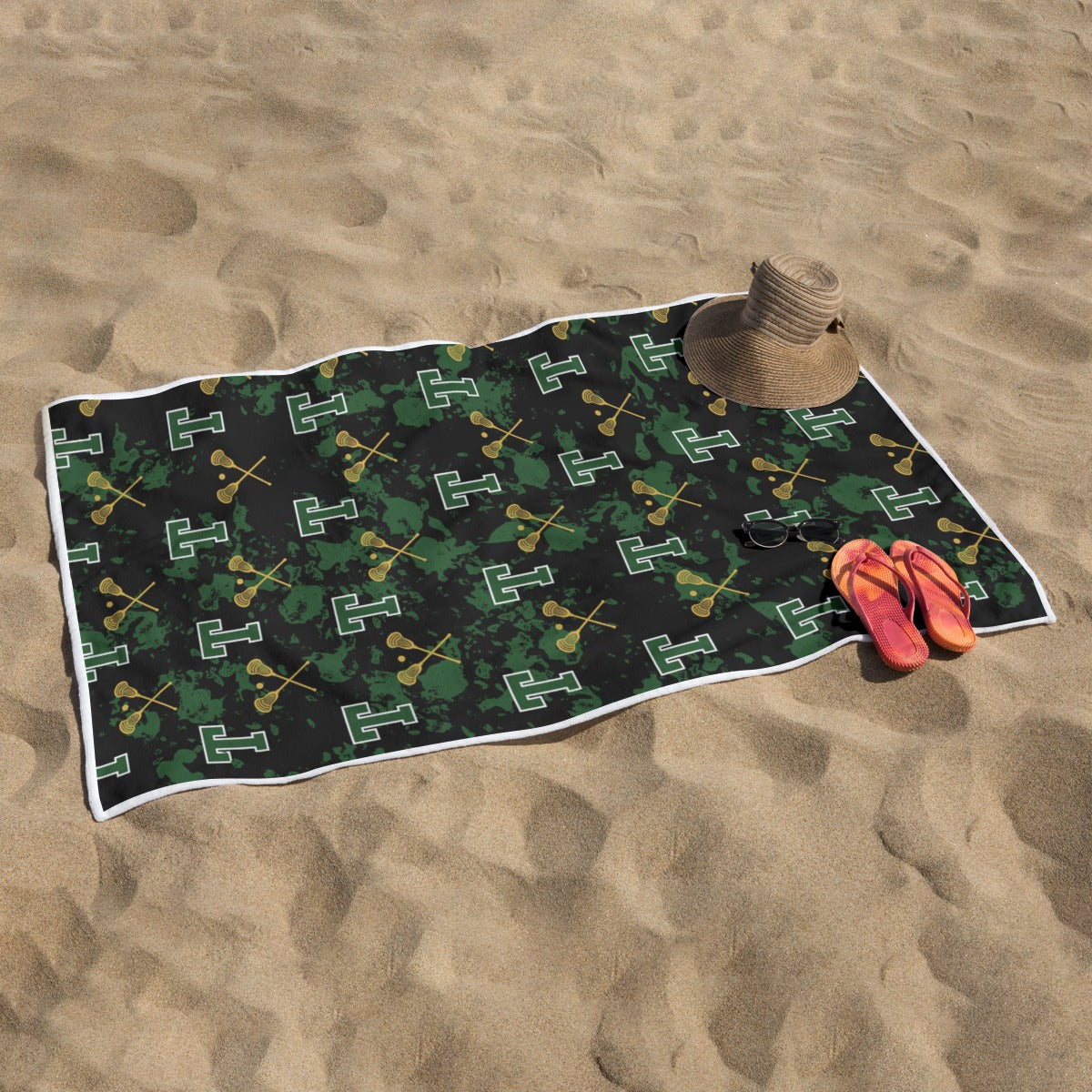 TRYlax Lightweight Quick-Drying Beach Towel
