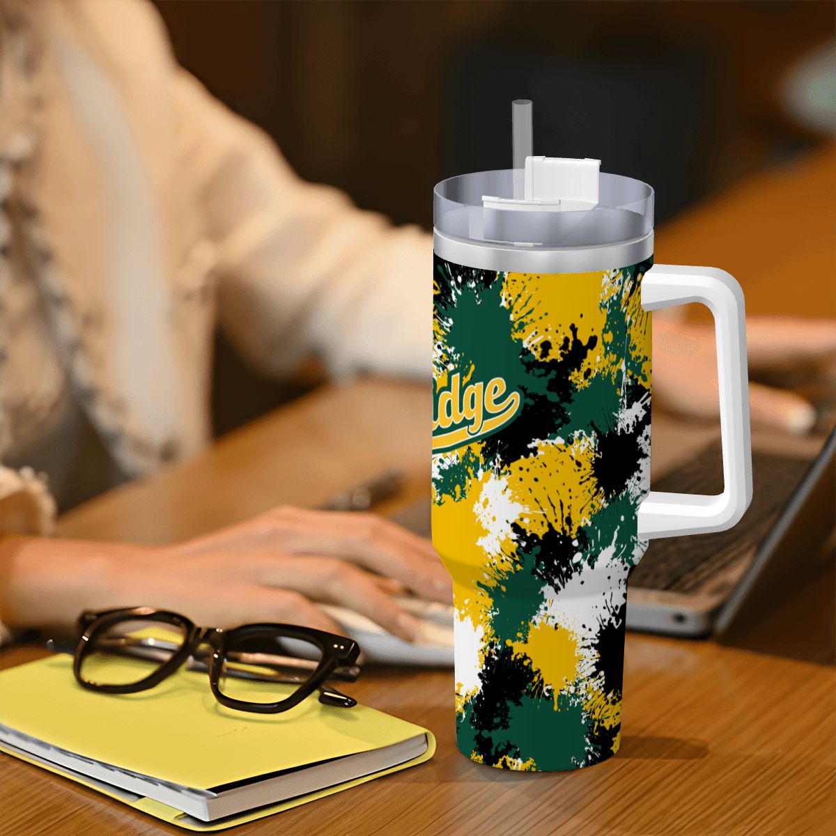 Sturbridge Travel Coffee Mug with Handle and Straw (40oz)