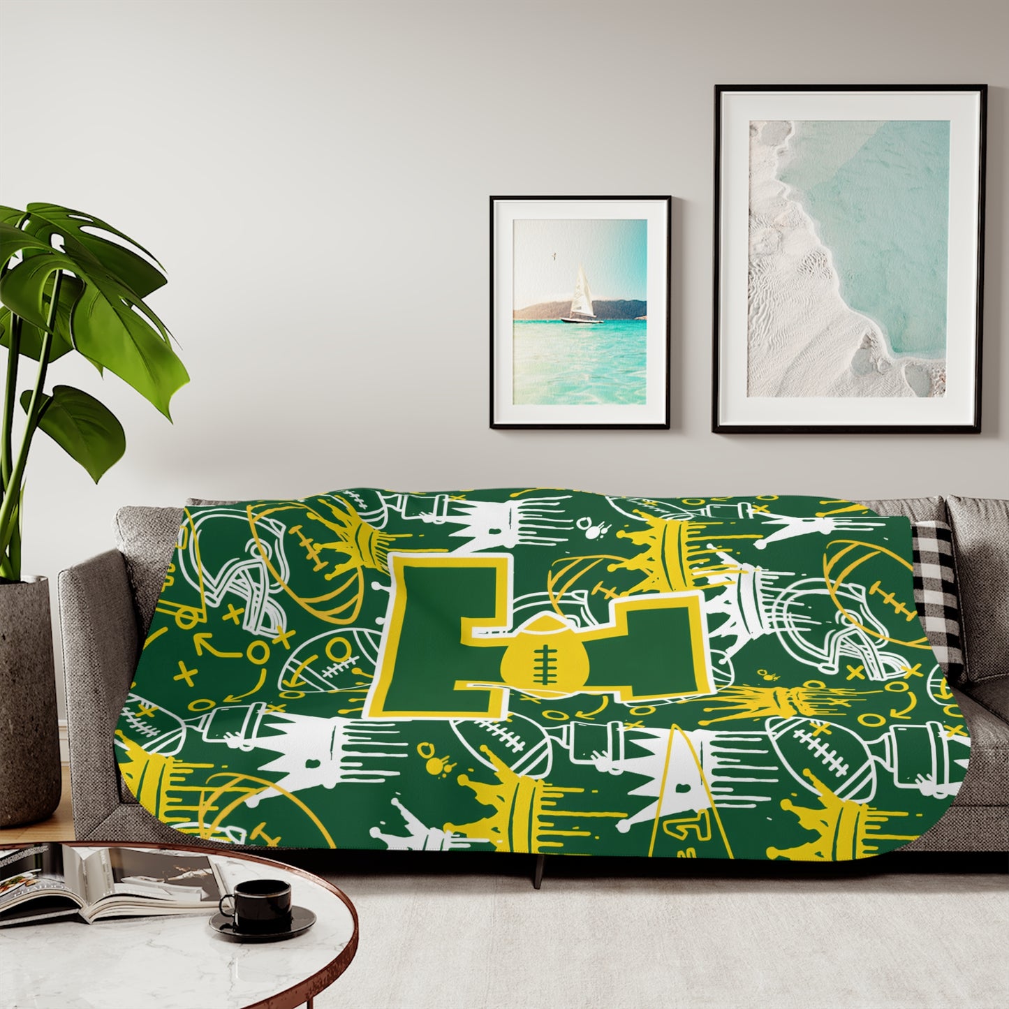 Tantasqua Youth Football Sherpa Blanket - Dripping Crowns Edition